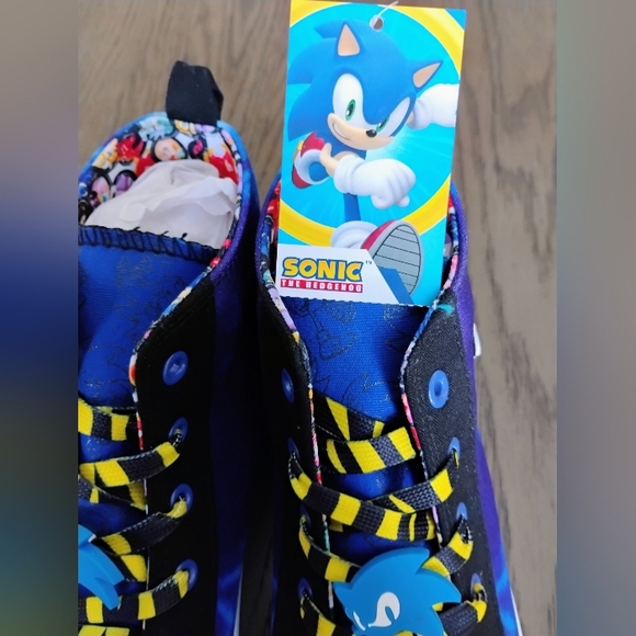 Sonic Big Boy's High Top Sneakers Size 6 Blue&Black Logo Print NWT - Picture 12 of 12